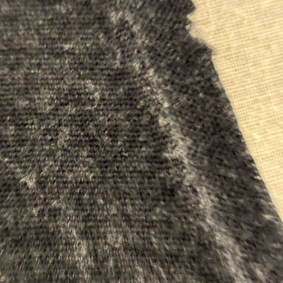 Uniqlo Dark Gray Blazer with Embroidered Crest - Picture 5 of 9